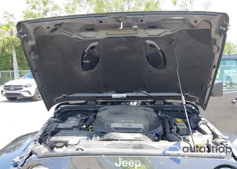 2017 Jeep Wrangler Unlimited Rubicon Hard Rock 4X4 z USA, uszkodzony, nr VIN 1C4HJWFG2HL560846